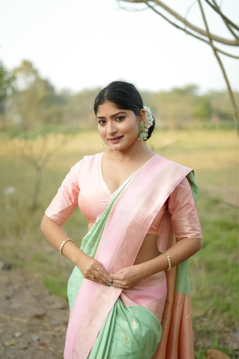KANCHI BORDER 112 – Premium soft Kanjivaram silk saree with fine Zari weaving pattern by www.Laavsee.com