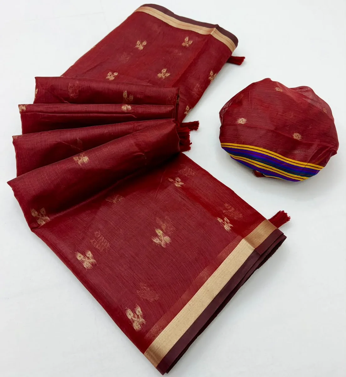 Tapti Cotton – Jamdani cotton weaving with tissue pallu & Zari border + matching blouse piece