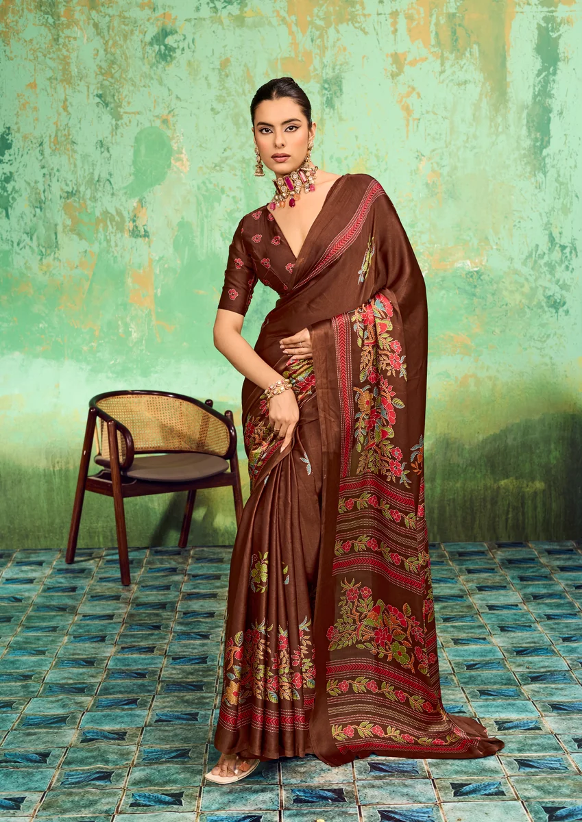 LV248CN211026-3 Modal Satin Katha Print Saree 4