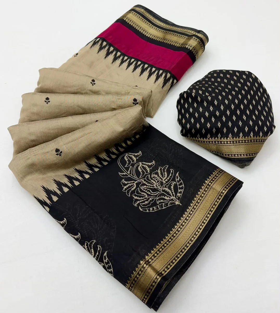 Soft Mul Cotton Saree with unique print, beautiful pallu & Zari border + matching blouse piece