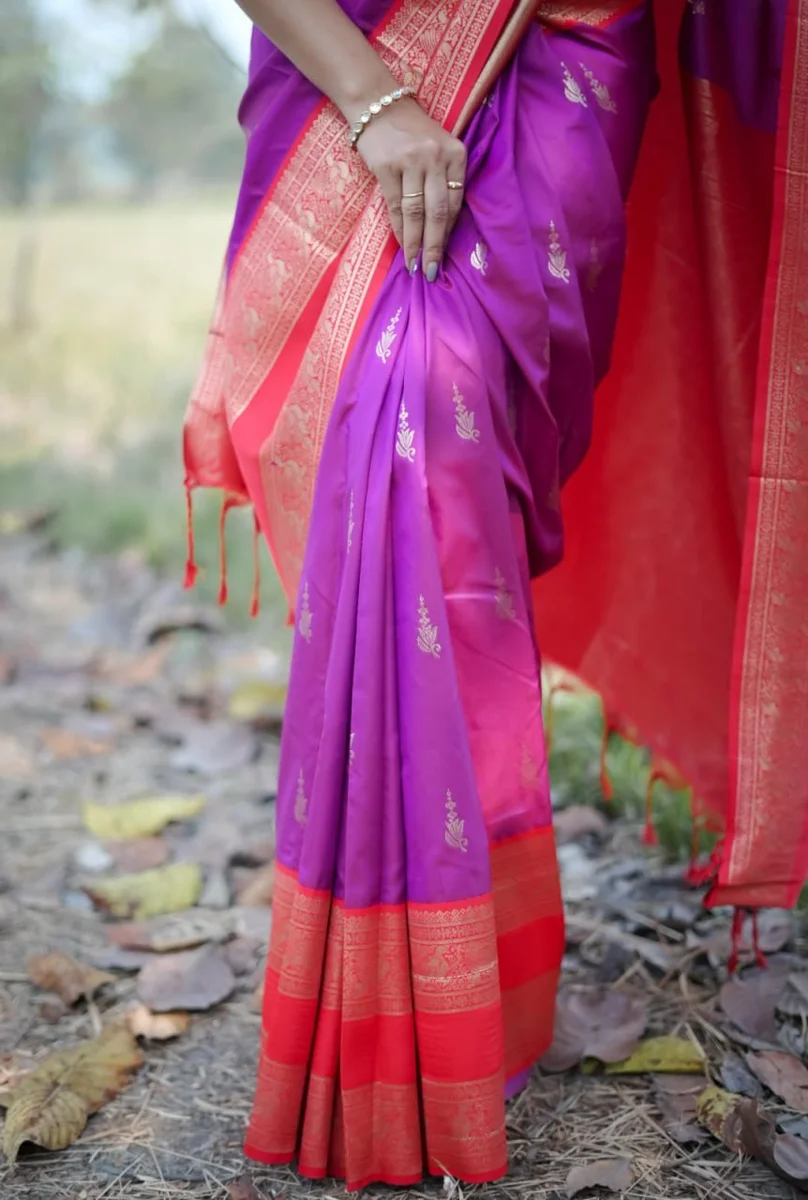KANCHI BORDER 112 – Premium soft Kanjivaram silk saree with fine Zari weaving pattern by www.Laavsee.com