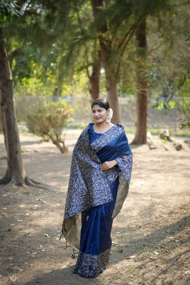 Handloom Raw Silk Saree with rich weaving pallu, unique Gala Border pattern + running blouse piece by www.Laavsee.com