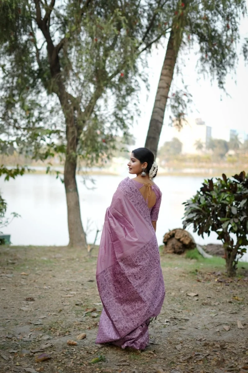 Handloom Raw Silk Saree with rich weaving pallu, unique Gala Border pattern + running blouse piece by www.Laavsee.com