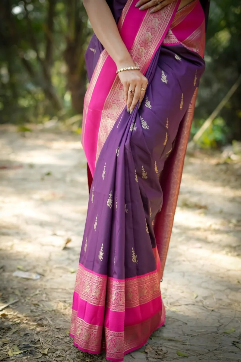 KANCHI BORDER 112 – Premium soft Kanjivaram silk saree with fine Zari weaving pattern by www.Laavsee.com