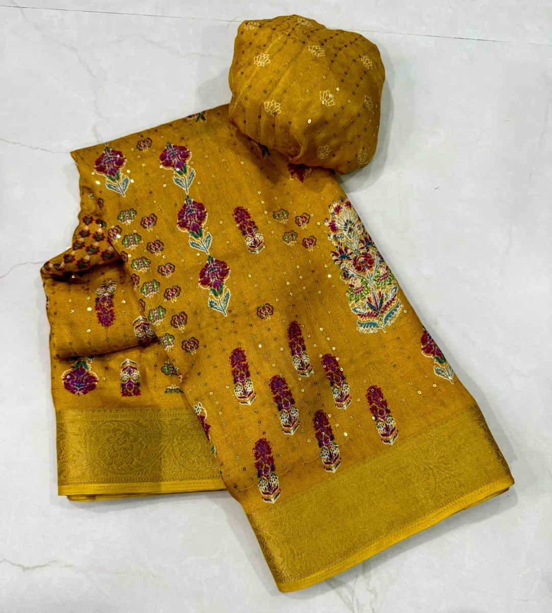LV7075CN241026-5 Marsh Mellow Silk Saree 6
