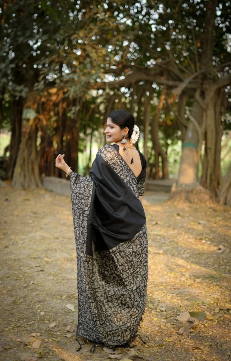 Handloom Raw Silk Saree with rich weaving pallu, unique Gala Border pattern + running blouse piece by www.Laavsee.com