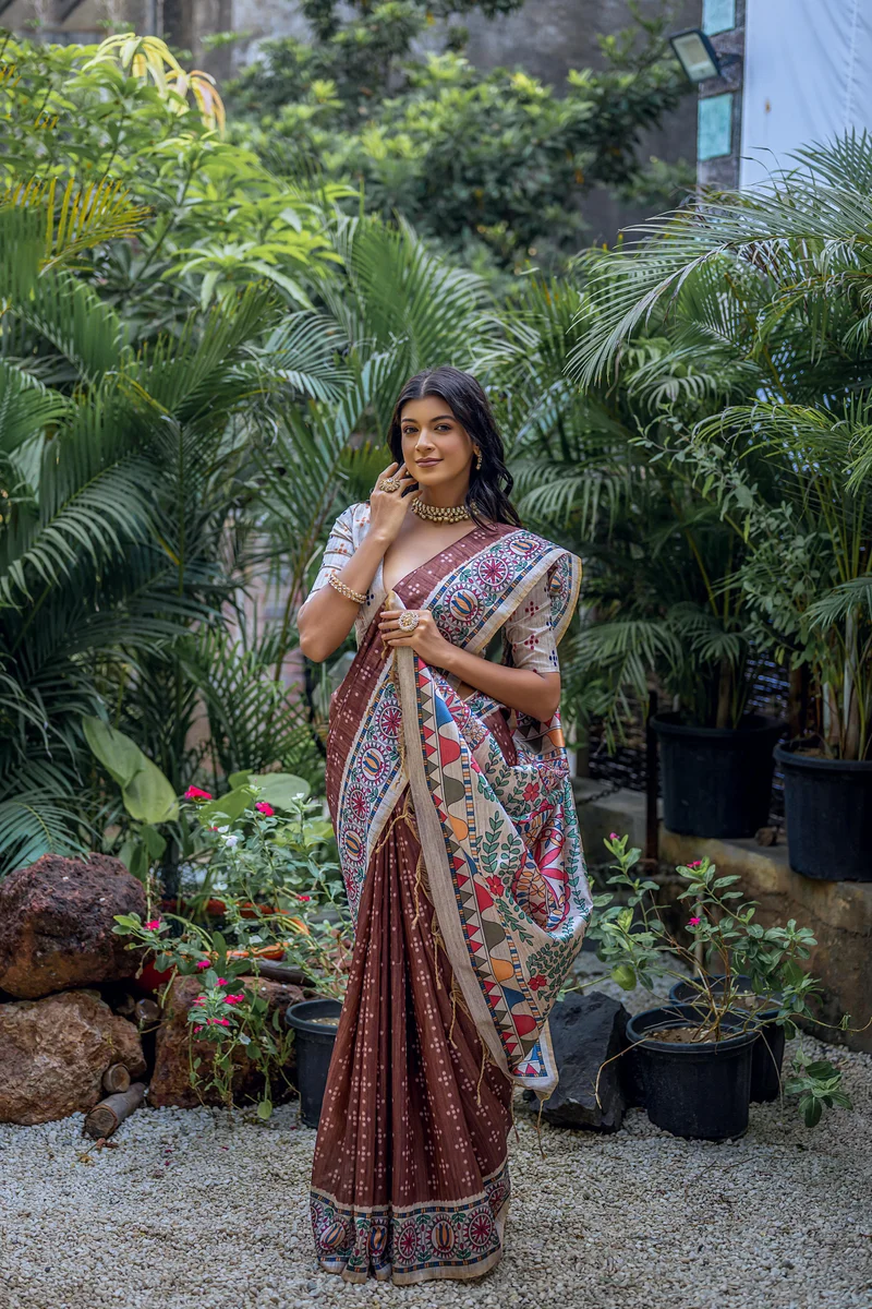 YOGITA MADHUBANI 2 – Soft Tussar Silk with beautiful Madhubani print on pallu & border, classic Bandhani print all over body + contrast blouse piece