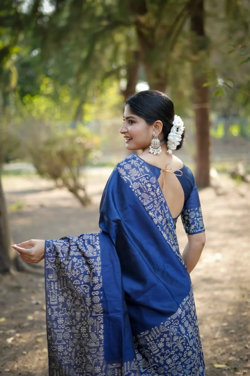 Handloom Raw Silk Saree with rich weaving pallu, unique Gala Border pattern + running blouse piece by www.Laavsee.com