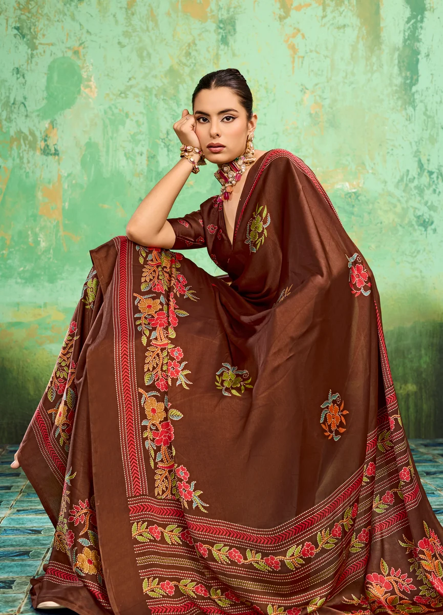 LV248CN211026-3 Modal Satin Katha Print Saree 17
