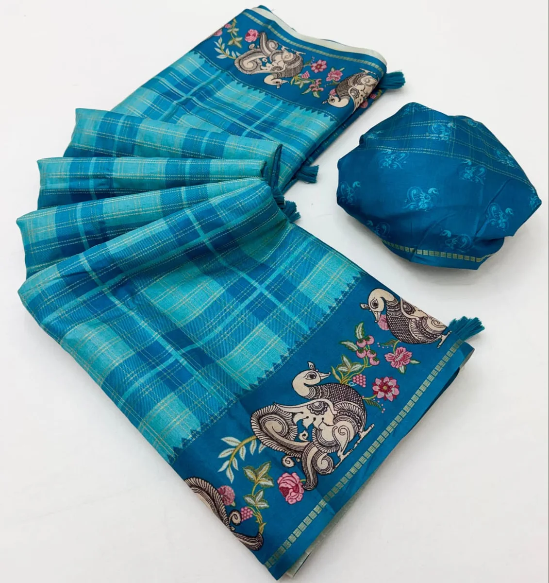 Charvi Tusser – Soft Tussar with Bentex border, Kalamkari pallu & border, small Zari checks, tassels + matching blouse piece
