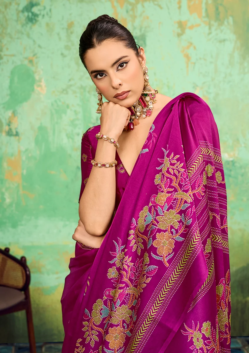 LV248CN211026-3 Modal Satin Katha Print Saree 23