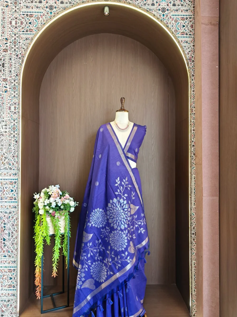 LV202CN29926-2  Premium Soft Khadi Raw Silk saree 3
