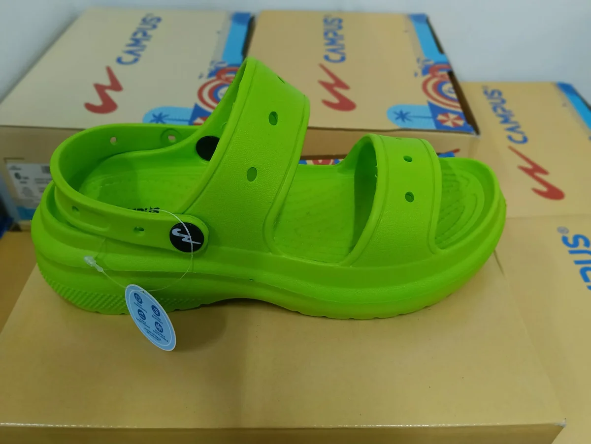 Campus slippers