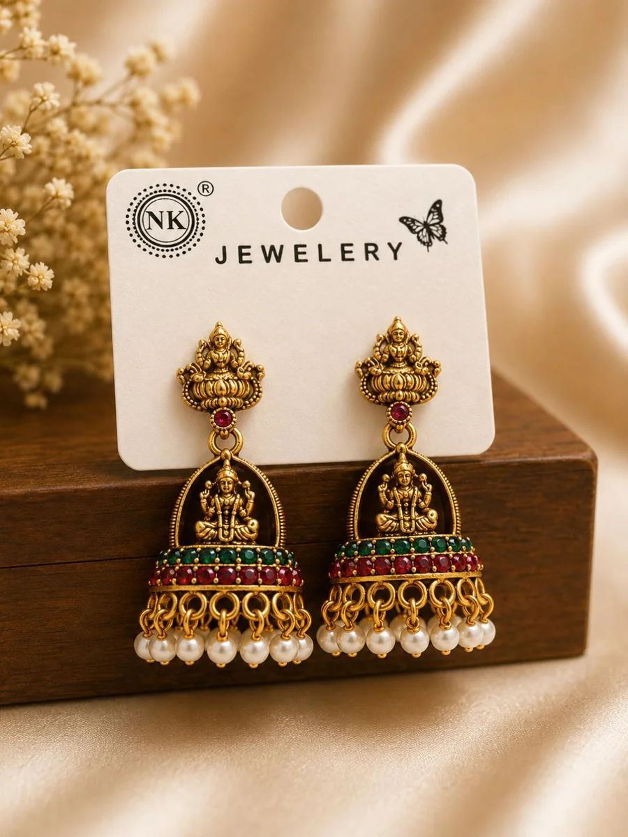 Premium earrings