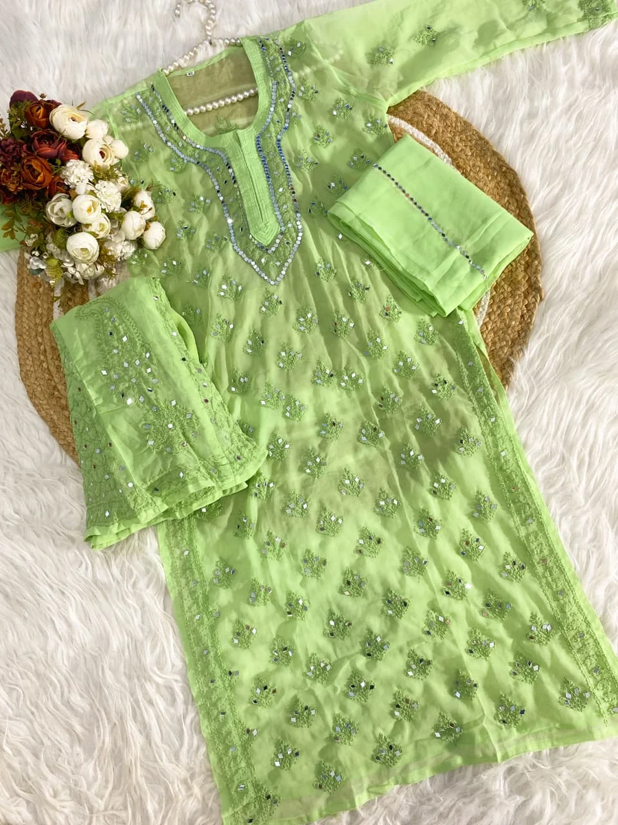 Mirrorwork coord set