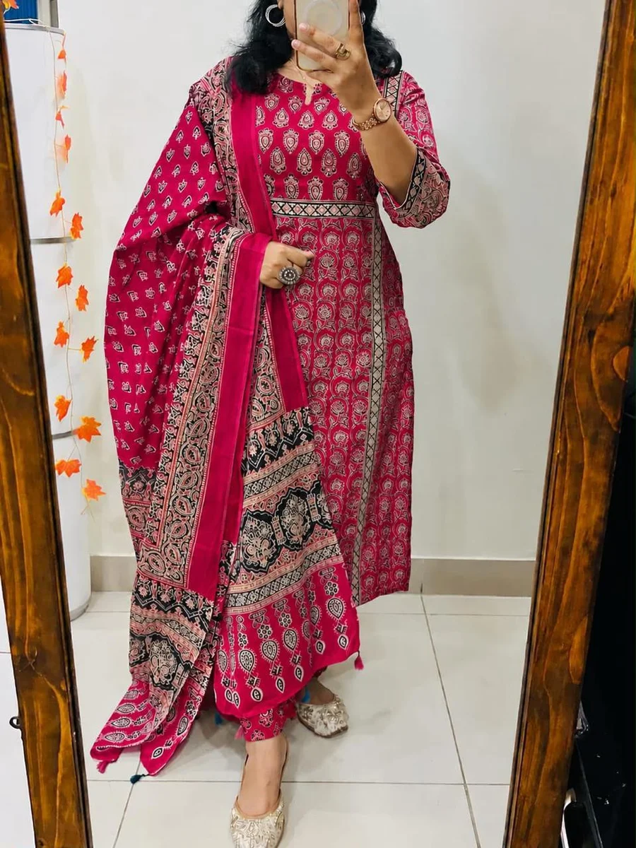 Premium kurti set