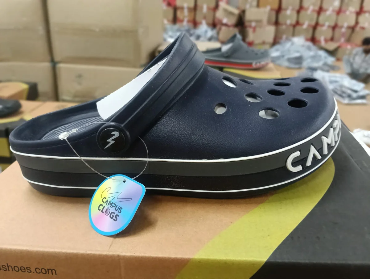 Campus slippers