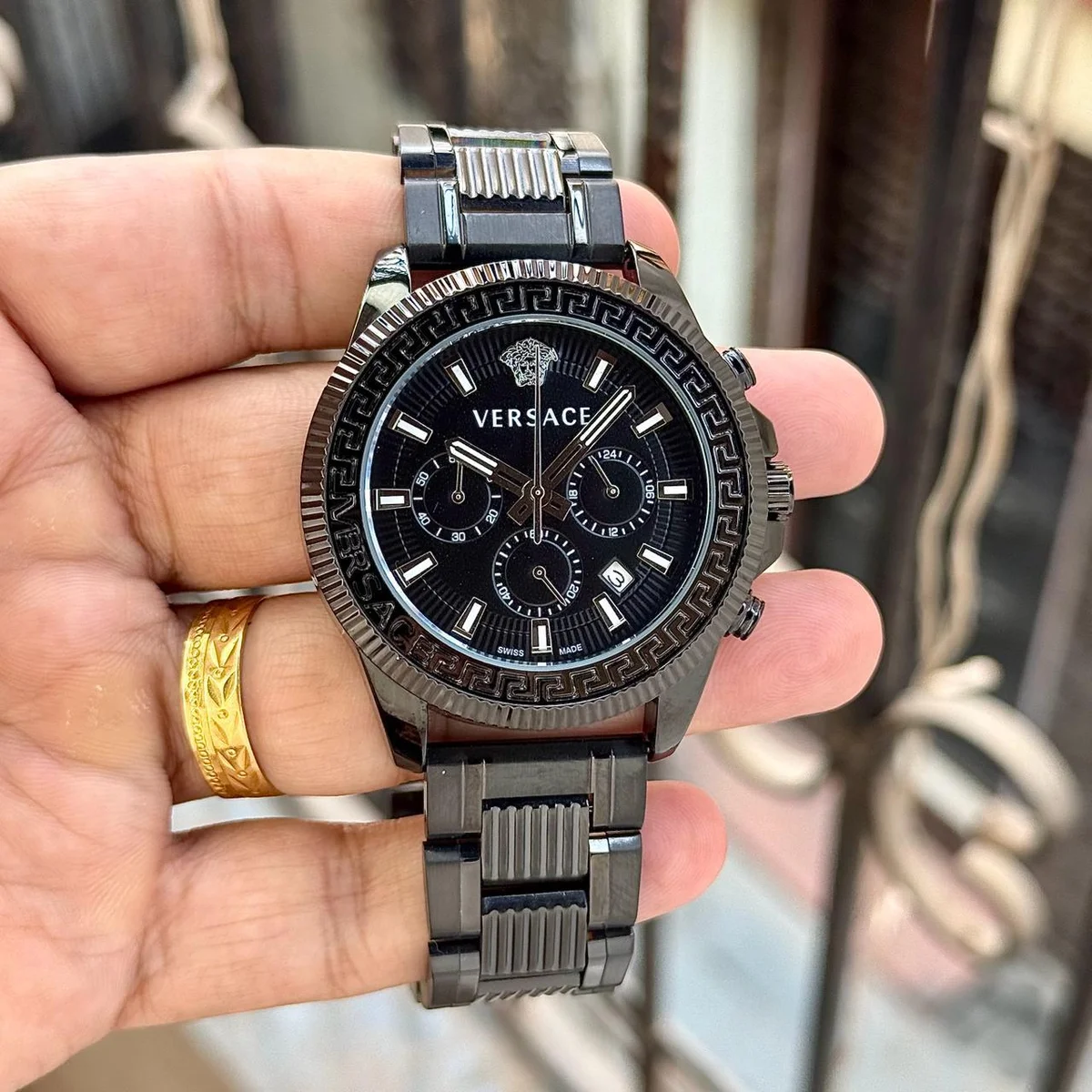 Versace Greca Action