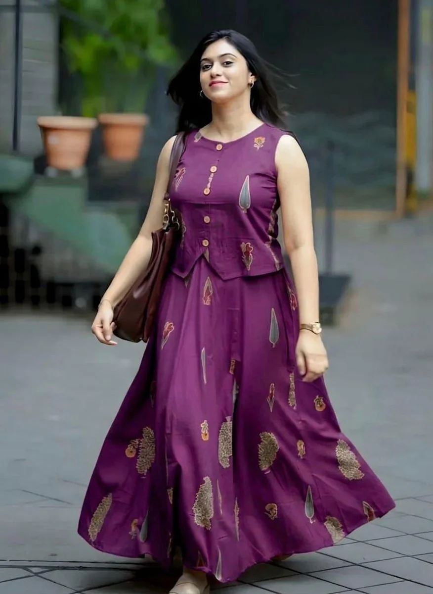 Women skirts set