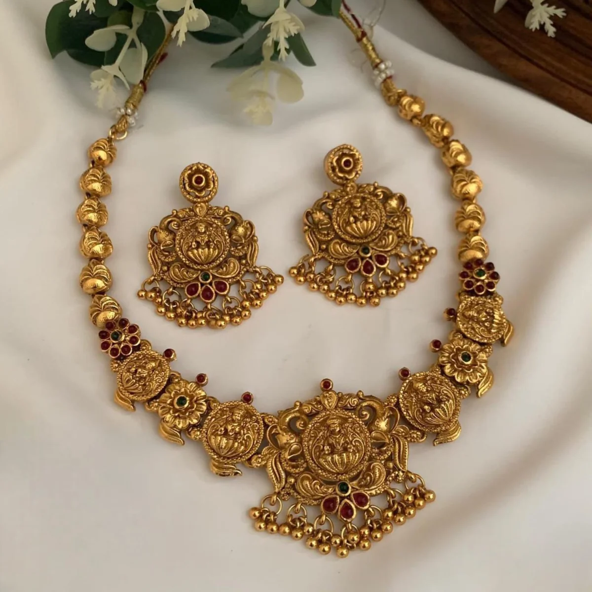 Premium pendants