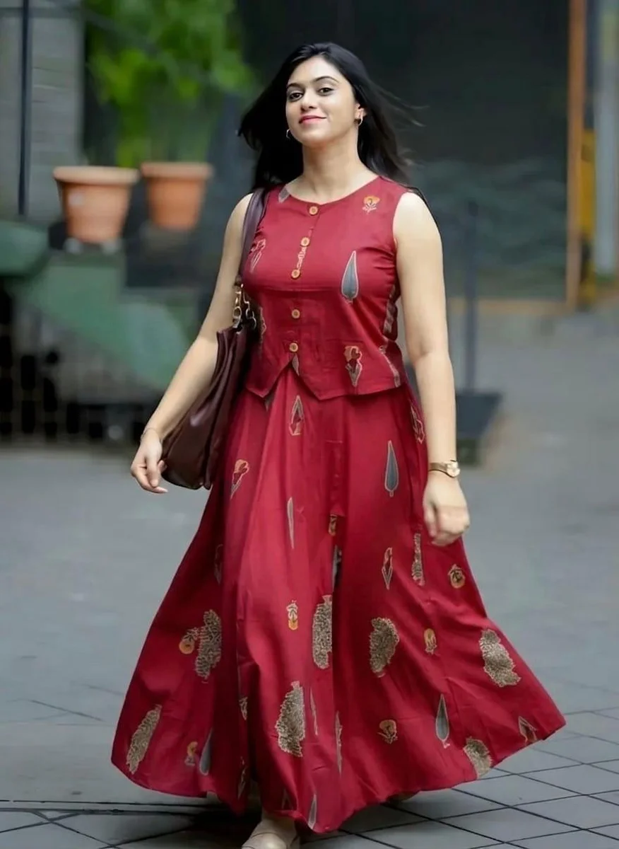 Women skirts set