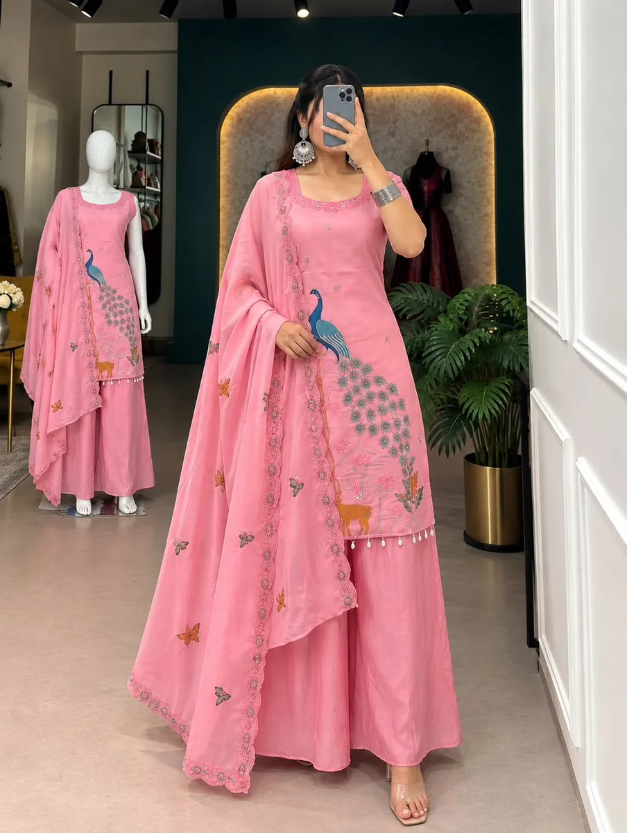 Morpankh Kurti Set