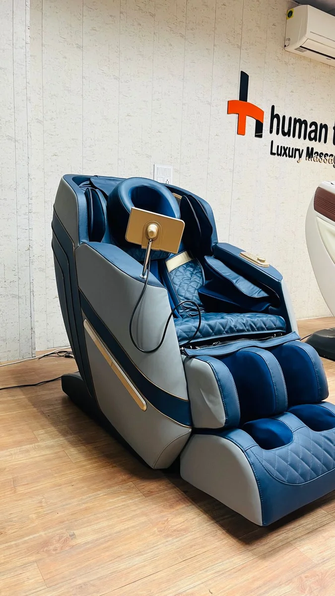 4D massage chair model