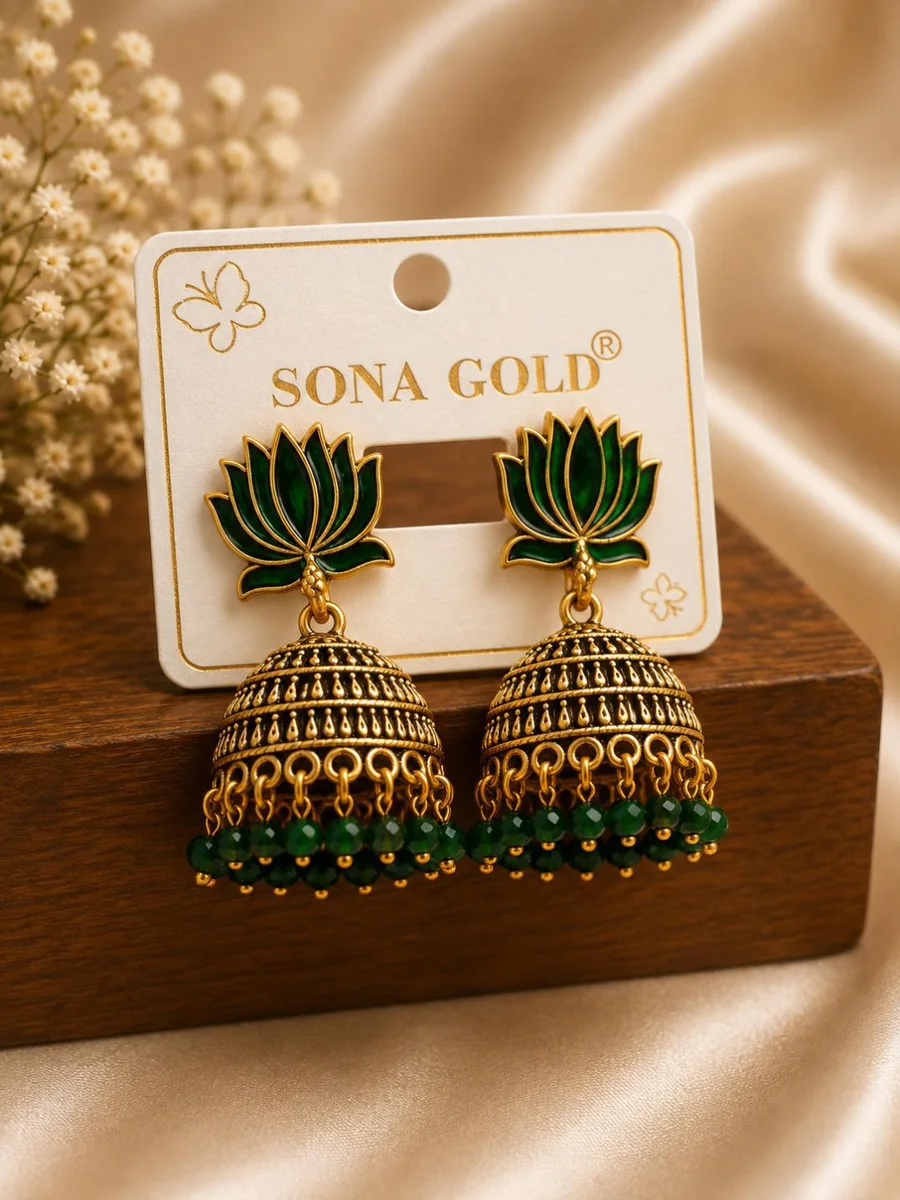 Premium earrings