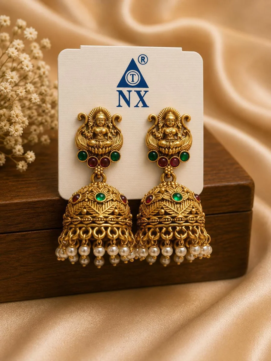 Premium earrings