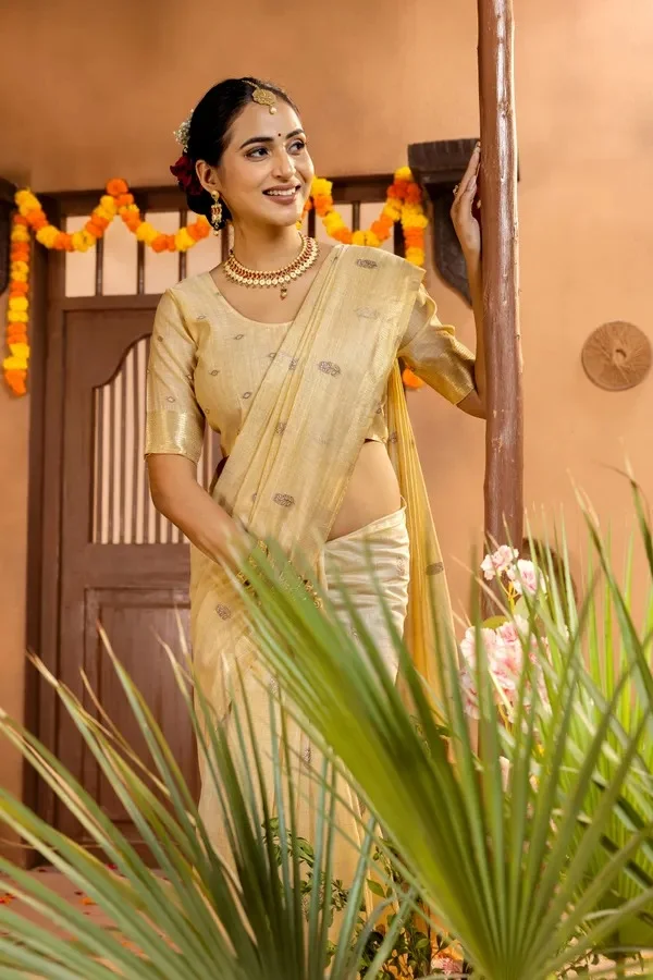 Product ID: DPlnwu-V  Premium Soft Muga Cotton sarees with Beautiful ?Colourfull Resham Weaving Peacock Design Pallu 4