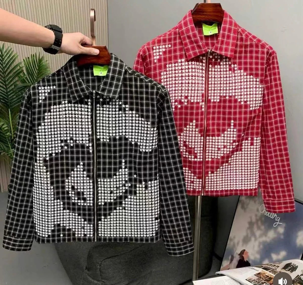 Brand :- DISGNER HOOD  Party wear Most demanded premium shirt article  Complete zipper Boxy fit shirt 2
