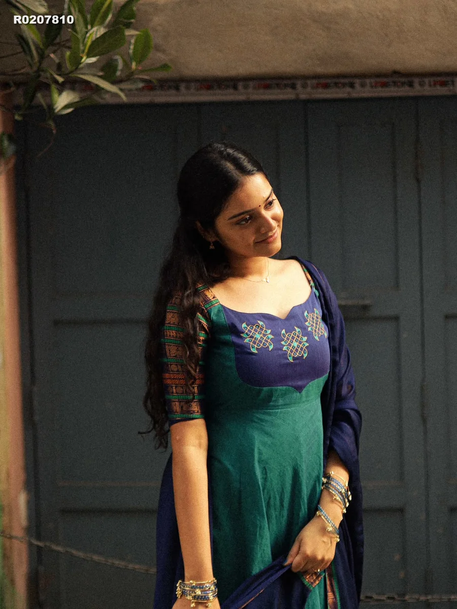 RK ethinic....FABRIC DETAILS  Gown Fabric :- Vichitra Blooming  Dupatta. Vichitra Blooming 4
