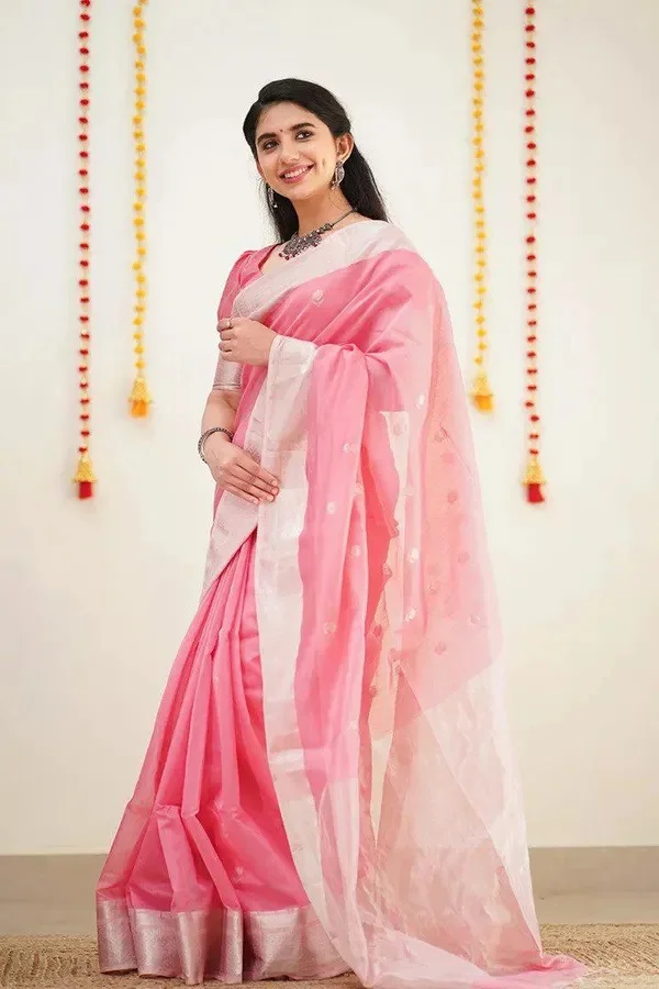 Product ID: 9nx5ra_R  Confounding Pink Cotton Silk Saree With Splendorous Blouse Piece 4