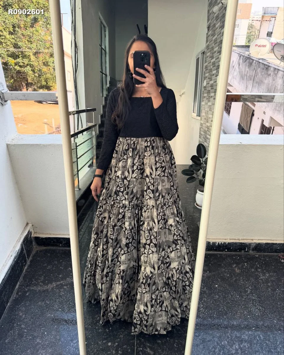 RK Ethinic...Hakuba and soft muslin fabric with kalamkari print and 4 meter flair for charming looks 4