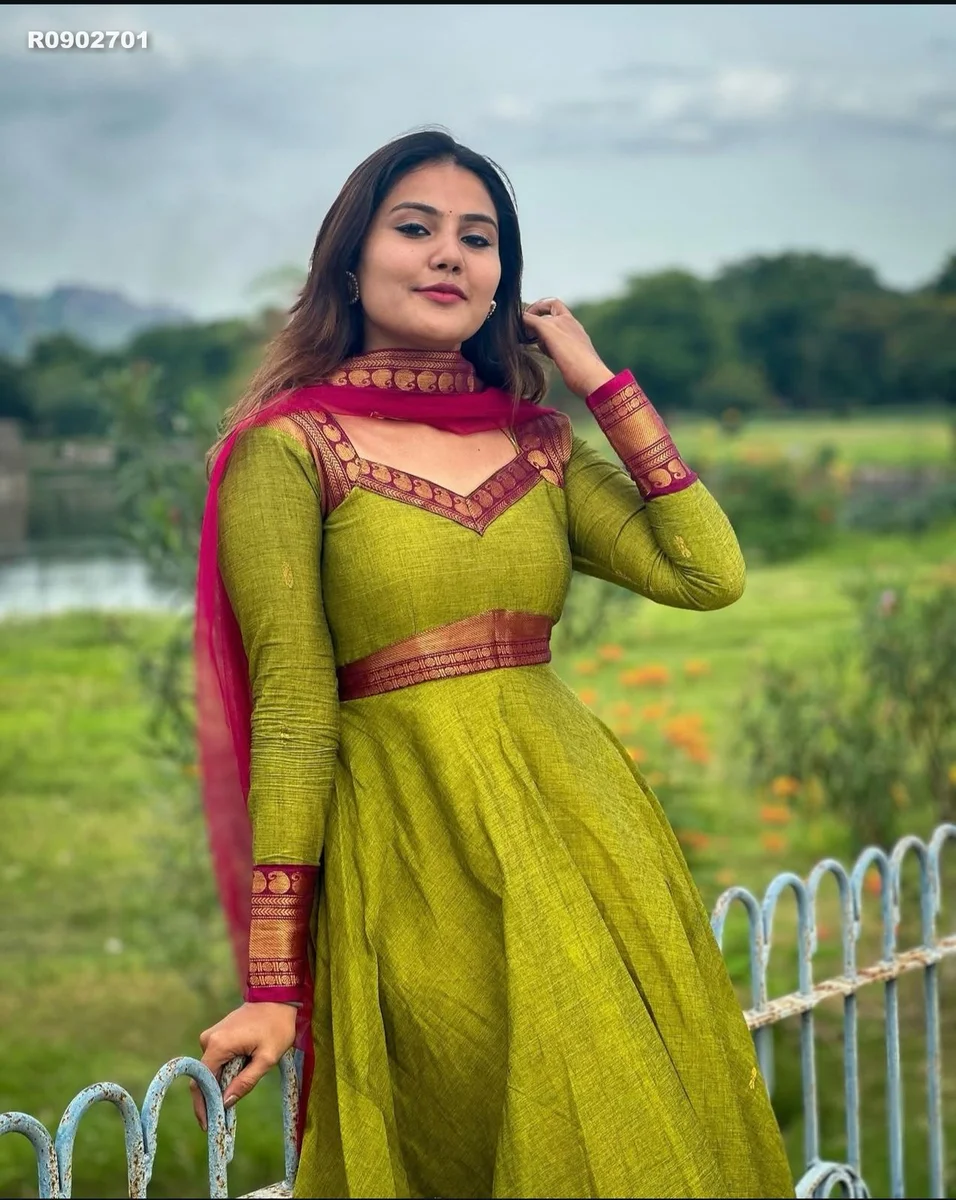 RK Ethinic....vichitra silk fabric with Jacquard weaving zari border And Soft Net Duppatta with lace border