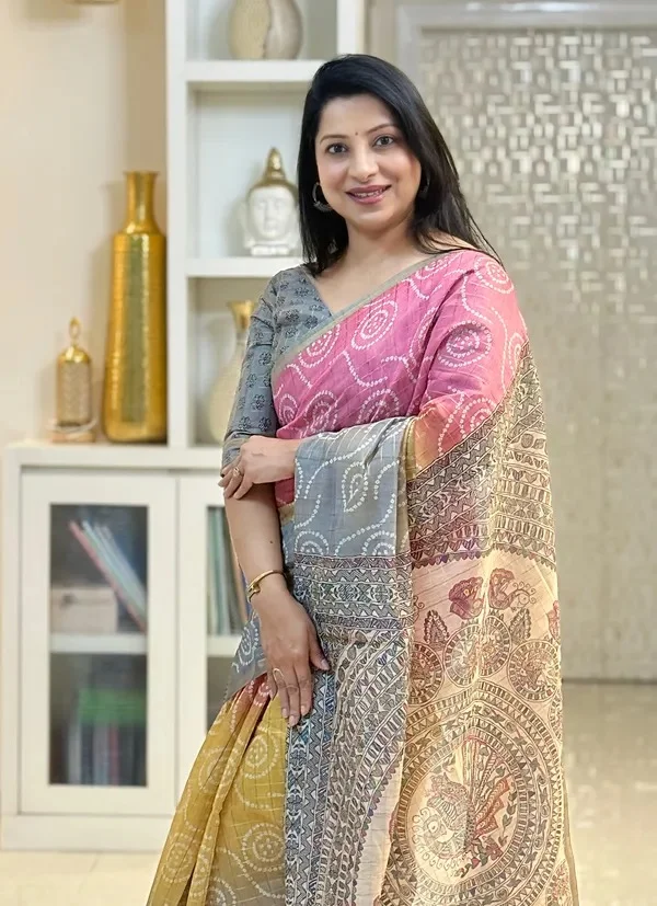 Product ID: 6KS5sTFp  Soft Semi Tussar Silk sarees with Beautiful Digital Print With Attractive Border And Contrast Print Blouse With Tassel 7