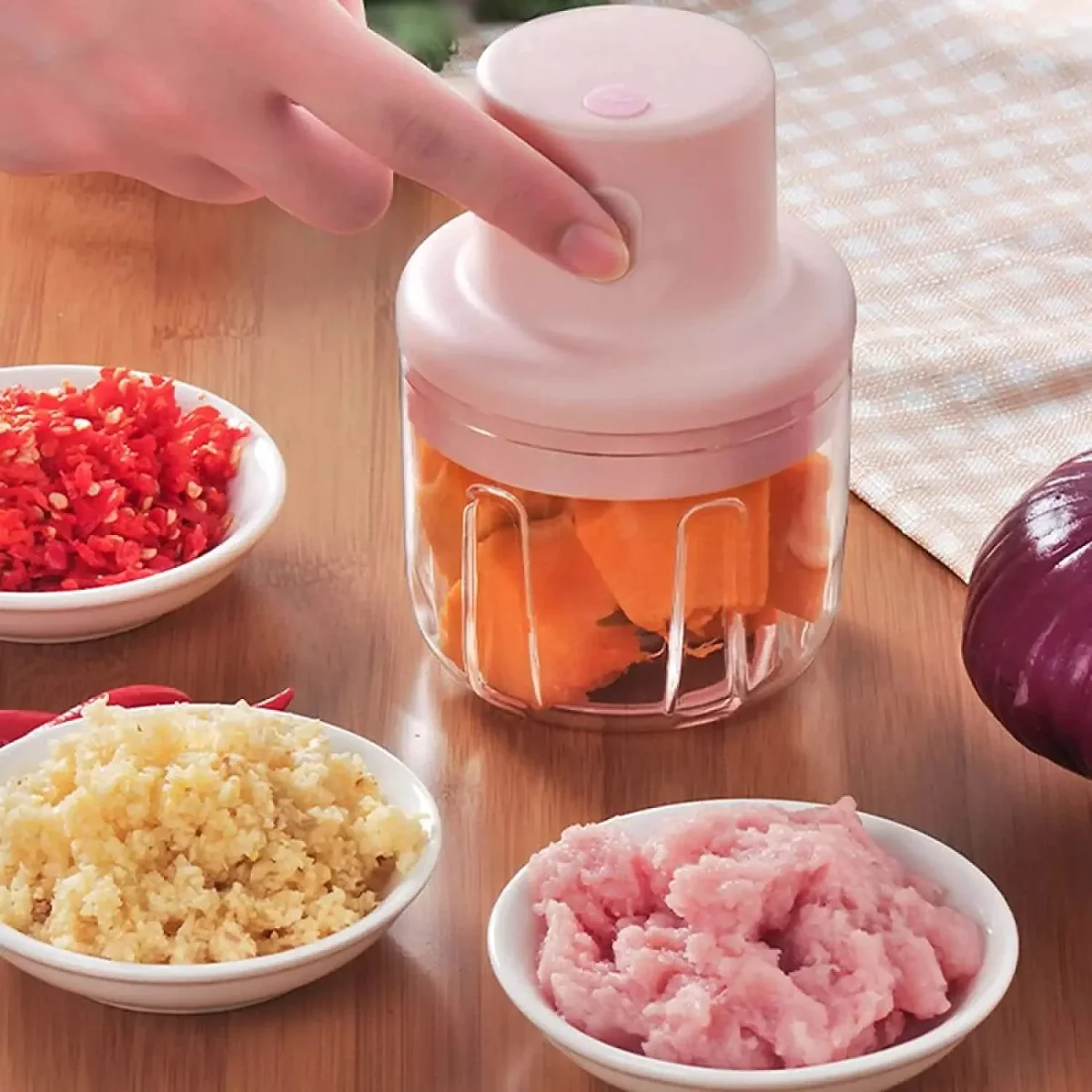 Electric Mini Garlic Chopper – USB Rechargeable 250ml | Quickslice  SKU 2374_usb_garlic_chopper  DSIN 2374