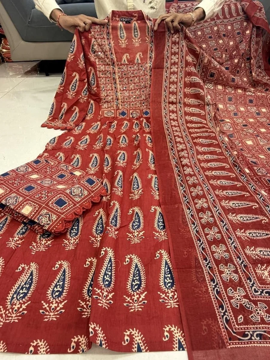 Trending Arika Red Printed Anarkali Dress | Kurti Pant Set 3 PCS