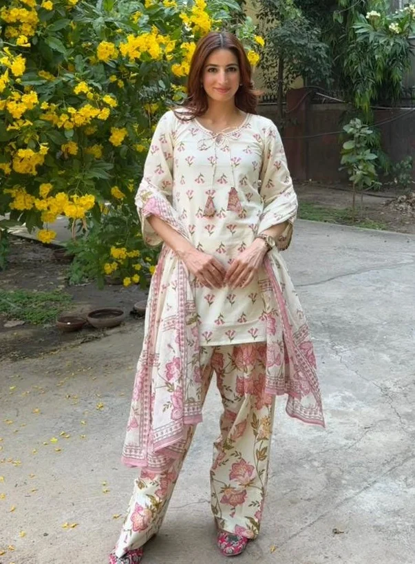 Hemangi White Printed Vescos Dress Short Kurta | Kurti Bottom Set 3 PCS
