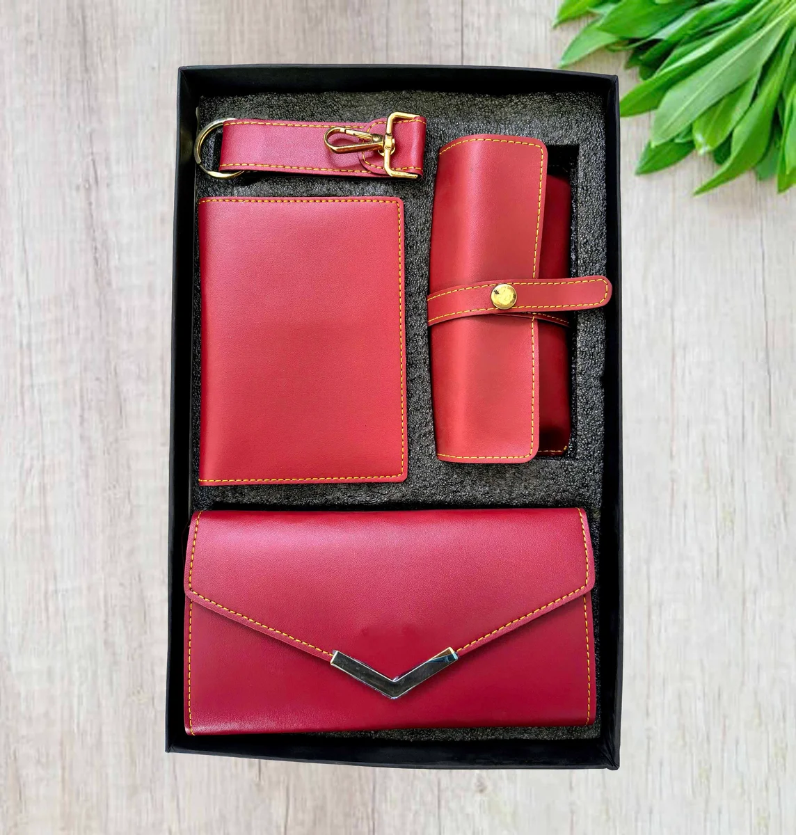 Personalized Gift Combo for Women – Wallet, Passport Cover, Keychain & Clutch | IGIFTZI